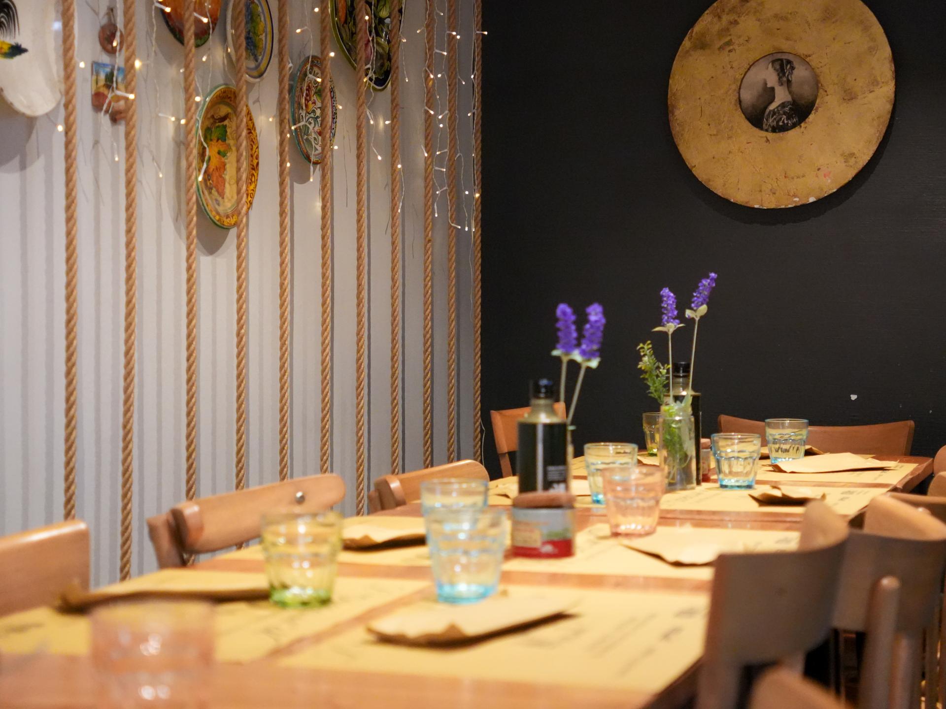 Interni dell'Osteria dell'OK